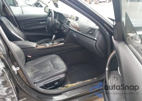 2013 BMW 328 z USA, uszkodzony, nr VIN WBA3A5G50DNP26522